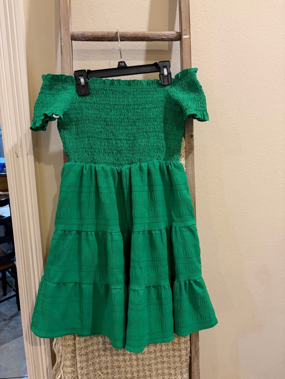 SHEIN Green Smocked Off-Shoulder Tiered Girls Dress